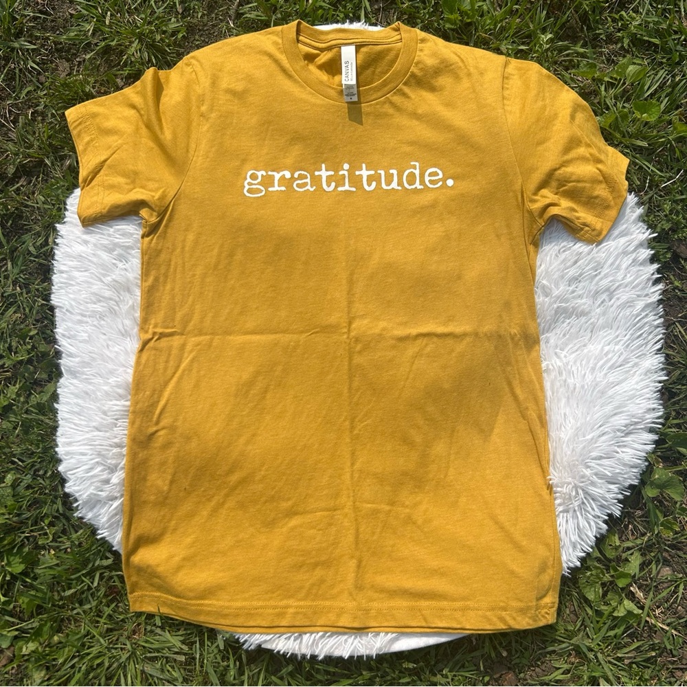 Bella Canvas Mustard Yellow ' Gratitude ' Short Sleeve T-Shirt Size Medium NWOT!